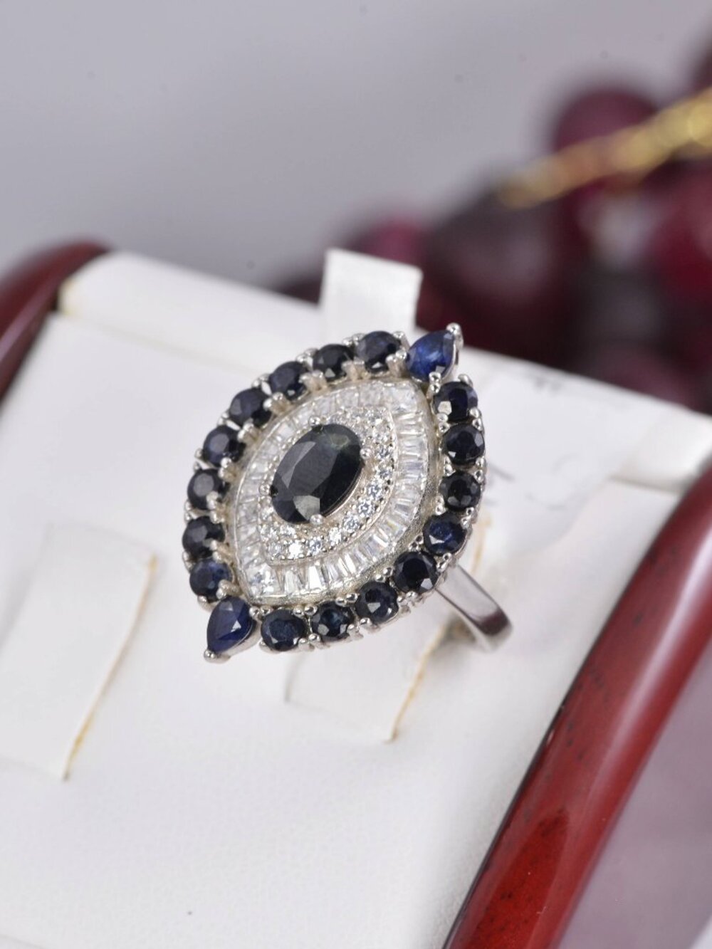 Genuine Natural Blue Sapphire Ring 925 Sterling Silver, sz 7